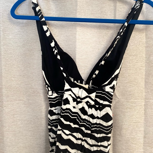 2 dresses 👗 - Picture 7 of 7